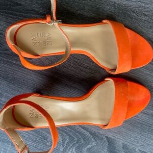 Naturalizer Vera ankle strap block heel sandal in orange suede size 9 1/2 M